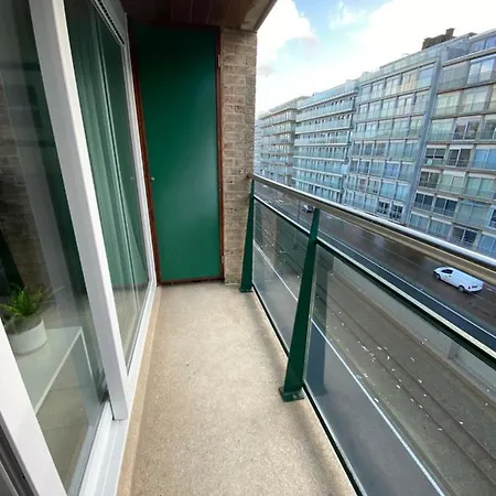 Апартаменты Met Aparte Slaaphoek, Garage En Balkon