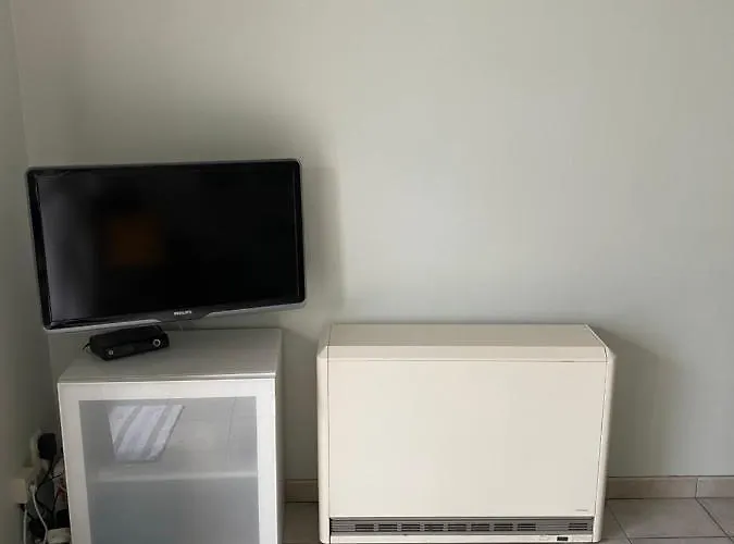 Apartment Met Aparte Slaaphoek, Garage En Balkon Middelkerke